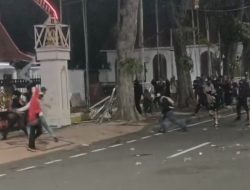 Grahadi Memanas Usai Demo “Indonesia Sekarat”, Heru MAKI Jatim Tegaskan Sikap Keras: Tolak Anarkisme dan Waspadai Kelompok Misterius di Tengah Massa